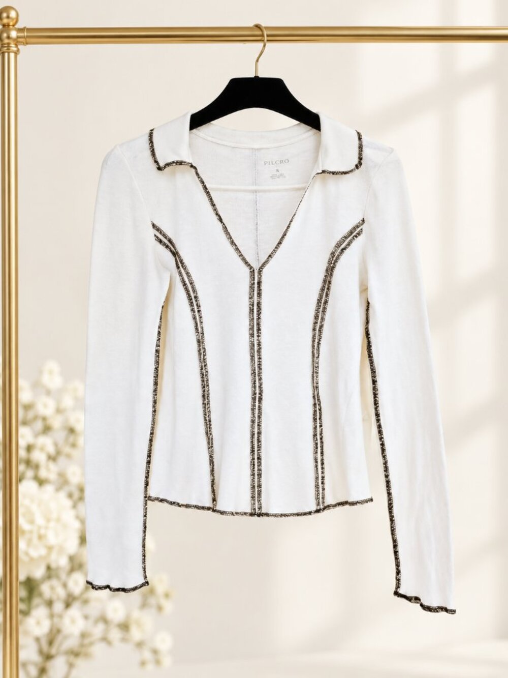 Pilcro Women XS Ivory V Neck Collared Knit Top Long Sleeve Exposed Seam Sweater